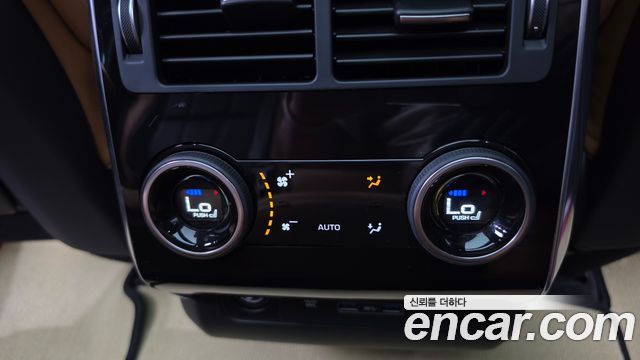 Land Rover Range Rover Sport 2019 — photo 19