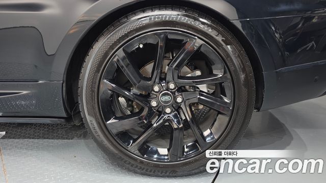 Land Rover Range Rover Sport 2019 — photo 7