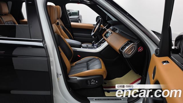 Land Rover Range Rover Sport 2019 — photo 16