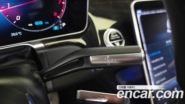 Mercedes-Benz S-Class 2022 — photo 9