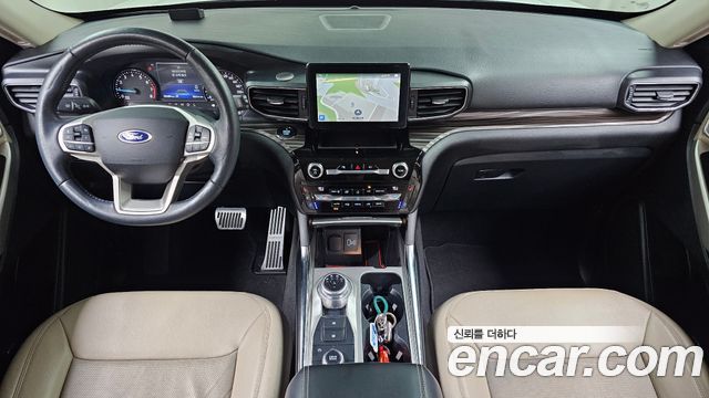 Ford Explorer 2021 — photo 7
