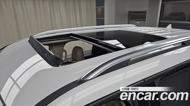Ford Explorer 2021 — photo 19