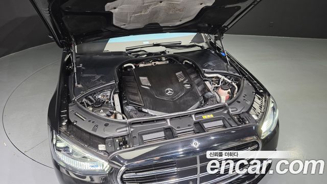 Mercedes-Benz S-Class 2021 — photo 6