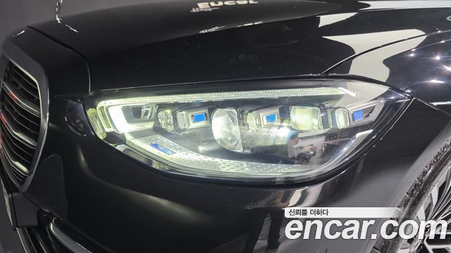 Mercedes-Benz S-Class 2021 — photo 8