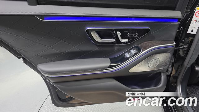 Mercedes-Benz S-Class 2021 — photo 15