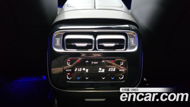 Mercedes-Benz S-Class 2021 — photo 33