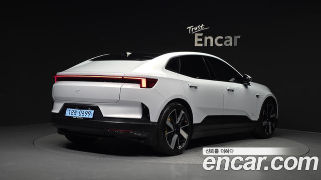 Polestar Polestar 4 2026 — photo 2