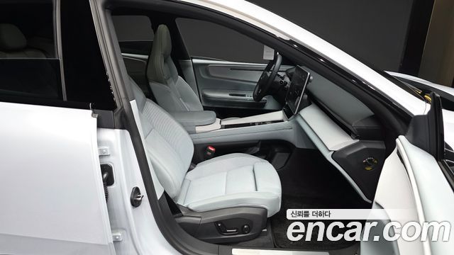 Polestar Polestar 4 2026 — photo 17