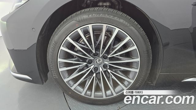 Lexus LS 2024 — photo 5