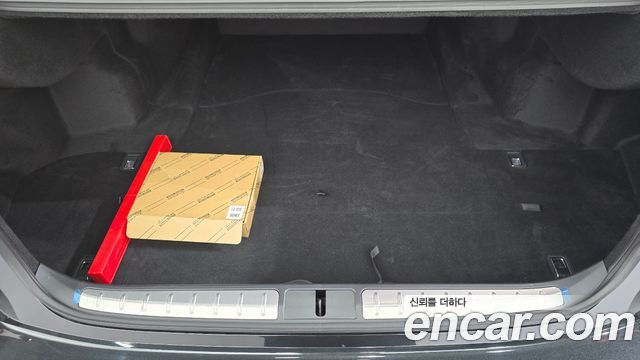 Lexus LS 2024 — photo 16