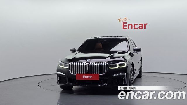 BMW 7-Series 2022 — photo 3