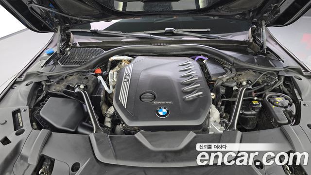 BMW 7-Series 2022 — photo 6