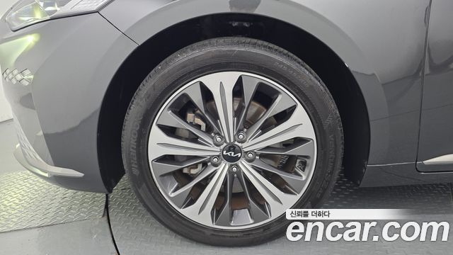 Kia K8 2022 — photo 5
