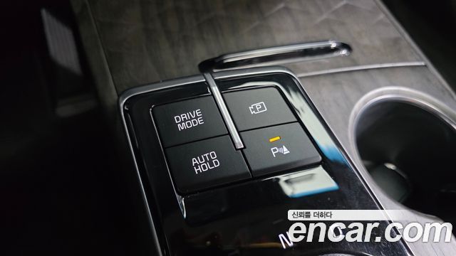 Kia K8 2022 — photo 28