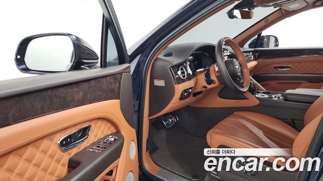 Bentley Bentayga 2022 — photo 13