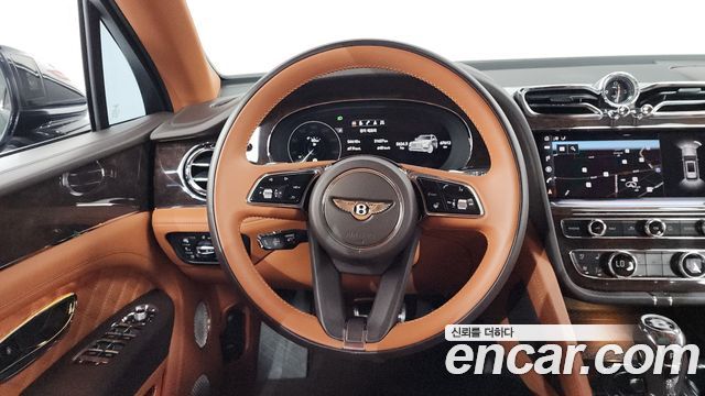 Bentley Bentayga 2022 — photo 18