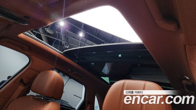 Bentley Bentayga 2022 — photo 23