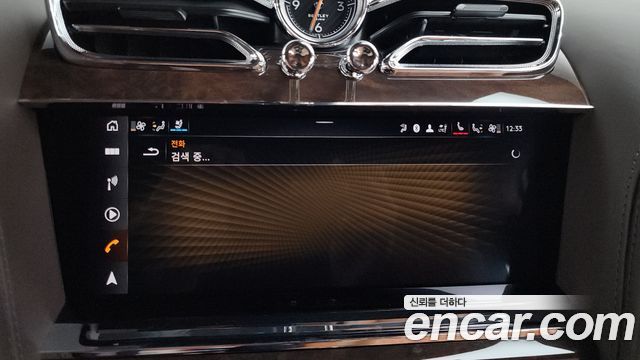 Bentley Bentayga 2022 — photo 33