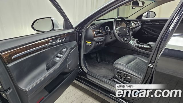 Genesis G90 2019 — photo 13