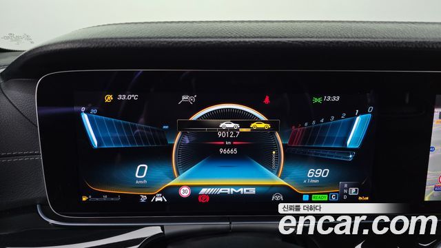 Mercedes-Benz AMG GT 2022 — photo 11