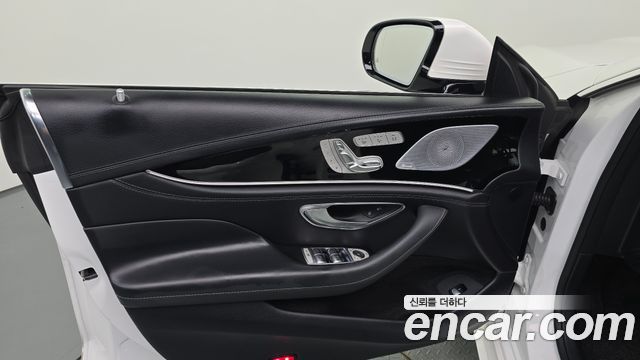 Mercedes-Benz AMG GT 2022 — photo 14