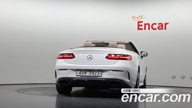 Mercedes-Benz E-Class 2018 — photo 4