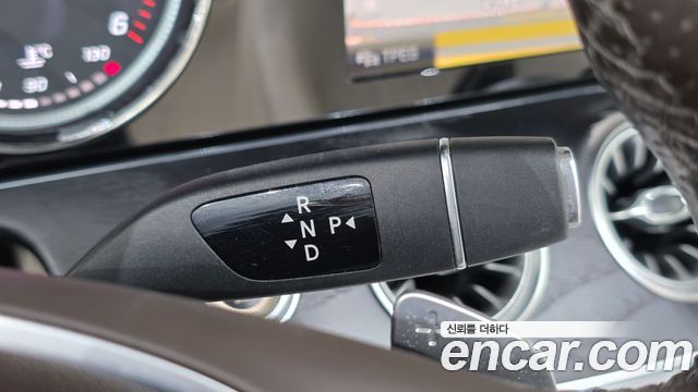 Mercedes-Benz E-Class 2018 — photo 9