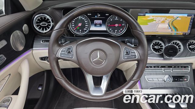 Mercedes-Benz E-Class 2018 — photo 14