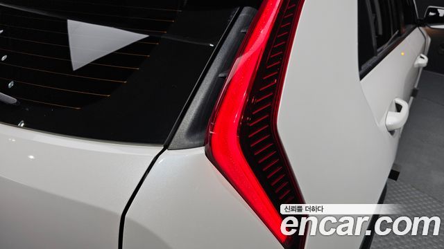 Kia Niro 2022 — photo 9