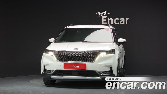 Kia Canival 2021 — photo 3