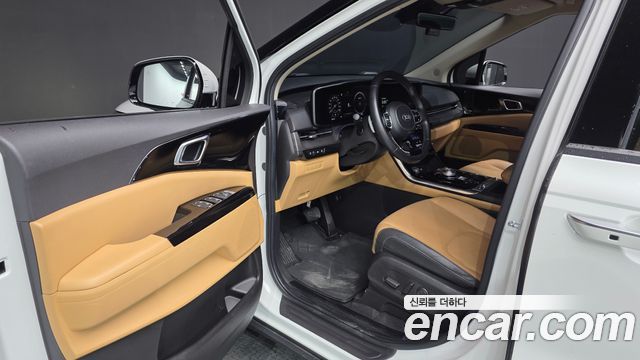 Kia Canival 2021 — photo 13