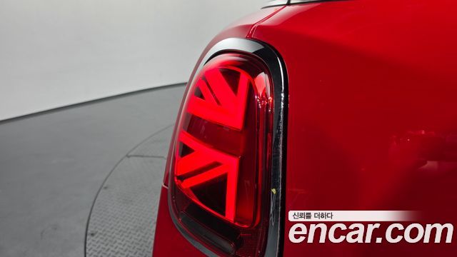 Mini Cooper 2023 — photo 9