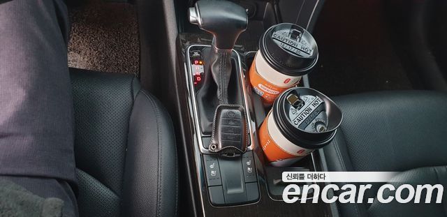 Kia K5 2016 — photo 8