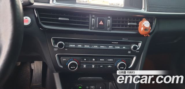 Kia K5 2016 — photo 9