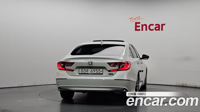 Honda Accord 2018 — photo 4