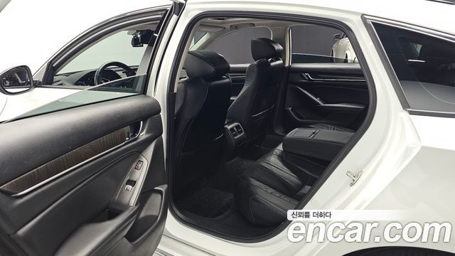 Honda Accord 2018 — photo 18