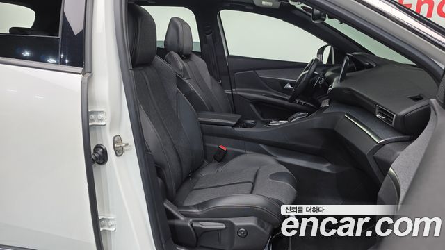 Peugeot 3008 2019 — photo 11