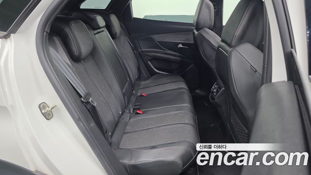 Peugeot 3008 2019 — photo 12