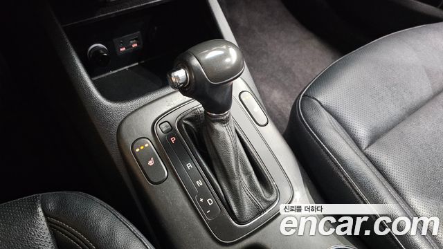 Kia K3 2014 — photo 9