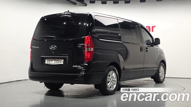 Hyundai Starex 2020 — photo 2