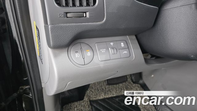 Hyundai Starex 2020 — photo 16