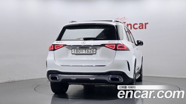 Mercedes-Benz GLE-Class 2020 — photo 4