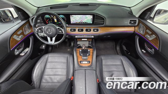 Mercedes-Benz GLE-Class 2020 — photo 7