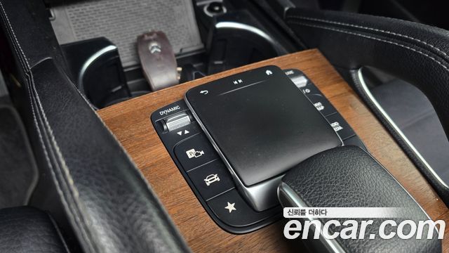Mercedes-Benz GLE-Class 2020 — photo 18