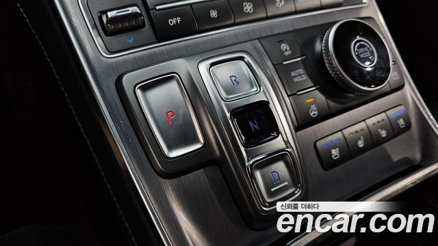 Hyundai Santafe 2023 — photo 12