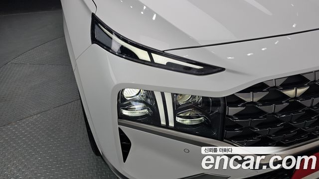 Hyundai Santafe 2023 — photo 8