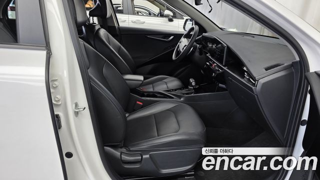 Kia Niro 2022 — photo 11