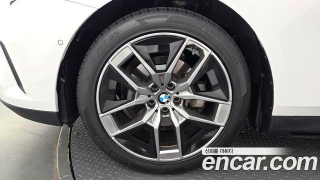 BMW 5-Series 2024 — photo 5
