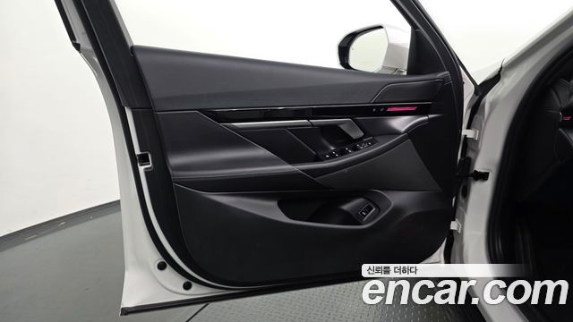 BMW 5-Series 2024 — photo 14