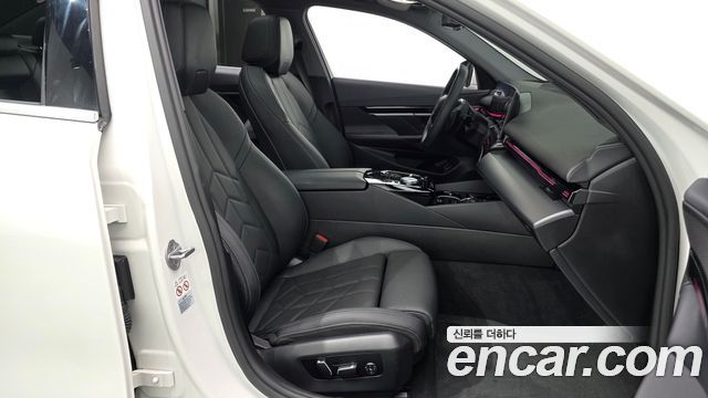 BMW 5-Series 2024 — photo 16